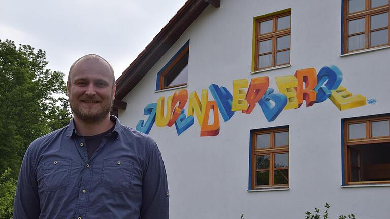 Jürgen Goldbach übernahm 2017 die Leitung der Jugendherberge Lohr. Dass das Haus nun geschlossen werden soll, war für ihn ein 'herber Schlag'.