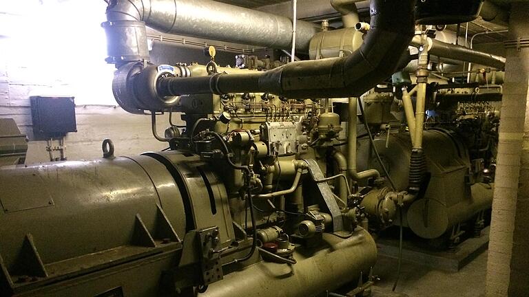 Auch für die Notstromversorgung war im Atomschutzbunker gesorgt. Auch für die Notstromversorgung war im Atomschutzbunker gesorgt.