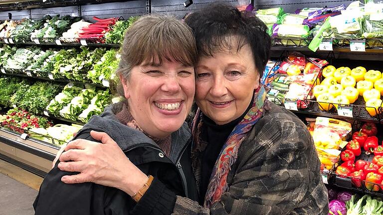 In den USA gut angekommen: Gisela Bartenstein-Eschner (rechts). In den USA gut angekommen: Gisela Bartenstein-Eschner (rechts).