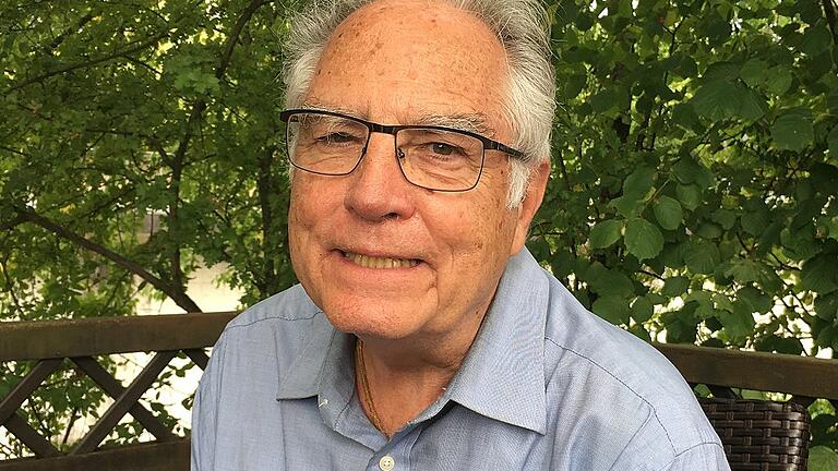 Gerhard Böwering ist katholischer Priester und Islamwissenschaftler an der renommierten Yale-Universität. Gerhard Böwering ist katholischer Priester und Islamwissenschaftler an der renommierten Yale-Universität.
