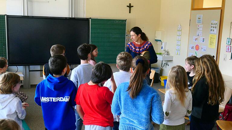 Gabi Berwian und Kinder der 3a. Gabi Berwian und Kinder der 3a.