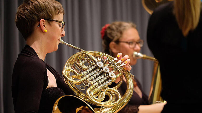 Das Blechbläserquintett Brassessoires bietet einen perfekt abgestimmten Auftritt. Foto: Gerd Schaar       -  Das Blechbläserquintett Brassessoires bietet einen perfekt abgestimmten Auftritt. Foto: Gerd Schaar