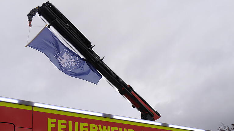 Feuerwehr-Aktionswoche: Gleich ob Chemie-Unfall oder Höhenrettung, die Schweinfurter Rettungskräfte zeigten bei der Schauübung ihr Können.
