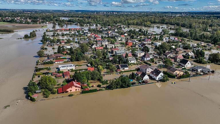 Hochwasser in Tschechien - Auch die Stadt Ostrava in Tschechien leidet unter dem Jahrhunderthochwasser. Hochwasser in Tschechien - Auch die Stadt Ostrava in Tschechien leidet unter dem Jahrhunderthochwasser.