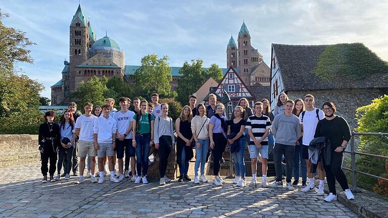 Eine dreitägige Studienfahrt führte die Schülerinnen und Schüler des Egbert-Gymnasiums nach Speyer.