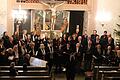 Höhepunkt des Konzertes zum Jahresausklang in St. Michael in Ostheim war die Weihnachtskantate, die von den Chören des 'Liederkranz' und der 'Liedertafel' zusammen mit dem Ensemble 'mittendrin' des Sängervereins Mellrichstadt vorgetragen wurde.