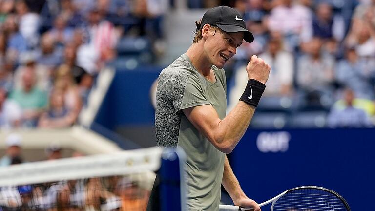ATP-Tour - US Open - Jannik Sinner darf über den Finaleinzug jubeln. ATP-Tour - US Open - Jannik Sinner darf über den Finaleinzug jubeln.