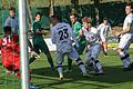 Abtswinds Kapitän Adrian Dußler (Mitte) erzielt das 1:1 gegen Bayern Hof. Der TSV Abtswind gewinnt erstmals in dieser Bayernliga-Saison ein Heimspiel. Dußler war dabei an allen Toren beteiligt.