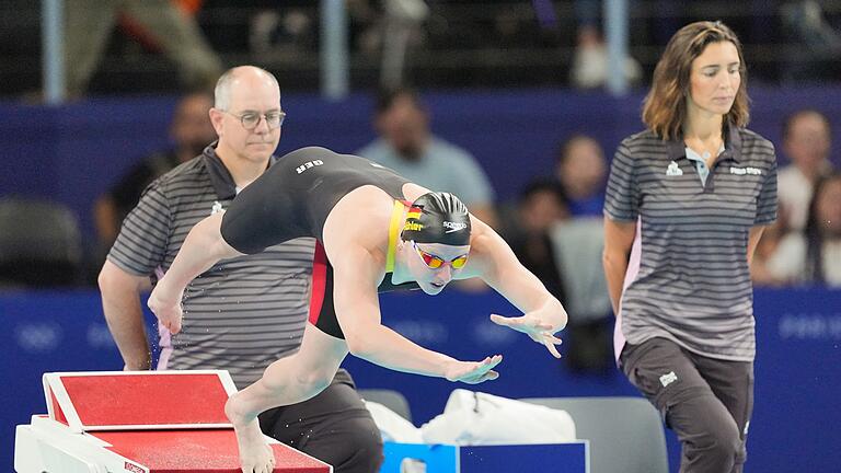 Paris 2024 - Schwimmen       -  Angelina Köhler ist ins Finale über 100 Meter Schmetterling geschwommen.