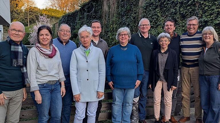 Engagiertes Team (von links): Alfred Schulz, Martina Kronenberger, Achim Pfeiffer, Rose Heimberger, Christian Hohm, Christine Endres, Jim Stock, Angelika Härth-Bauer, Thorsten Aichele, Steffen Grun und Martina Apel. Engagiertes Team (von links): Alfred Schulz, Martina Kronenberger, Achim Pfeiffer, Rose Heimberger, Christian Hohm, Christine Endres, Jim Stock, Angelika Härth-Bauer, Thorsten Aichele, Steffen Grun und Martina Apel.