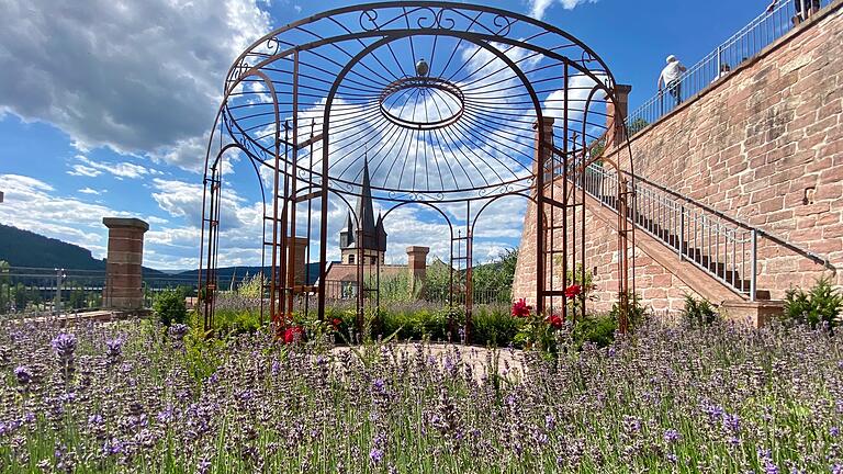 Der Ronkarzgarten in Gemünden wurde im Stil der oberitalienischen Terrassengärten angelegt.&nbsp;