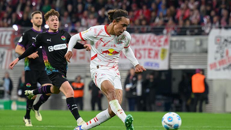 RB Leipzig - FC St. Pauli - Yussuf Poulsen war für RB Leipzig erfolgreich. RB Leipzig - FC St. Pauli - Yussuf Poulsen war für RB Leipzig erfolgreich.