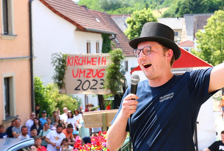 Viele Jahre in Großbirkach auf der Predigerkanzel, heuer Premiere in Ebersbrunn: Daniel Link hatte die Ehre beim Kirchweihcomeback in Ebersbrunn die Predigt vortragen zu dürfen.