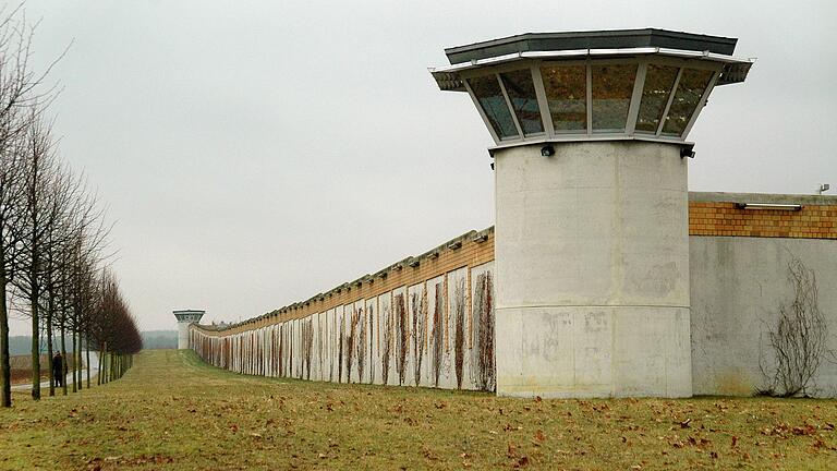 Seit Beginn der Corona-Pandemie hat die Justizvollzugsanstalt Würzburg vermehrt Schutzmaßnahmen ergriffen.