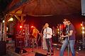 10 Jahre Geo-Live-Night: Höhepunkt war der Auftritt der Band &bdquo;A Felony&ldquo;, die vor zehn Jahren schon beim Gerolzhöfer Kneipenfest dabei war. Damals war Sänger Thorsten Wozniak allerdings noch nicht Bürgermeister.