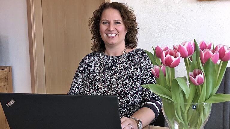 Stefania Zastrow ist neue Bildungsreferentin im Familienbildungshaus der Diözese Würzburg und Mehrgenerationenhaus St. Michael in Bad Königshofen. Stefania Zastrow ist neue Bildungsreferentin im Familienbildungshaus der Diözese Würzburg und Mehrgenerationenhaus St. Michael in Bad Königshofen.