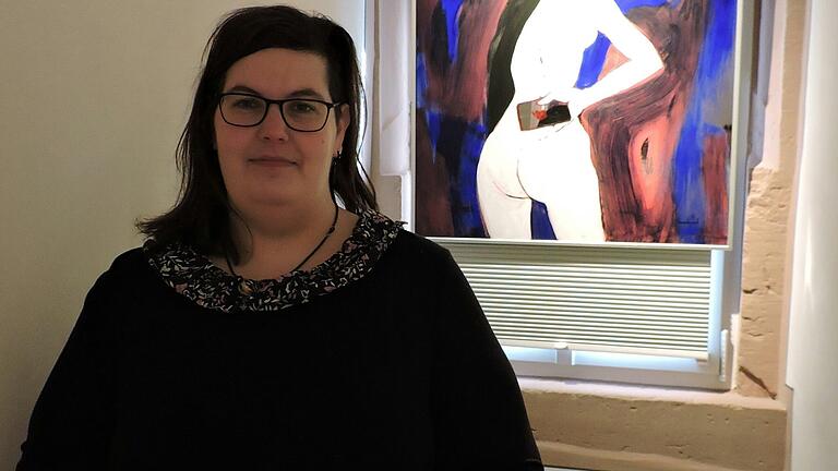 Die 21. Ausstellung der Reihe 'Kunst im Turm' wurde von Christa Schleicher eröffnet. Zu sehen ist das Triptychon der Ukrainerin Iryna Shumeiko 'Appele(i)cationandSnowWhite.' Die 21. Ausstellung der Reihe 'Kunst im Turm' wurde von Christa Schleicher eröffnet. Zu sehen ist das Triptychon der Ukrainerin Iryna Shumeiko 'Appele(i)cationandSnowWhite.'