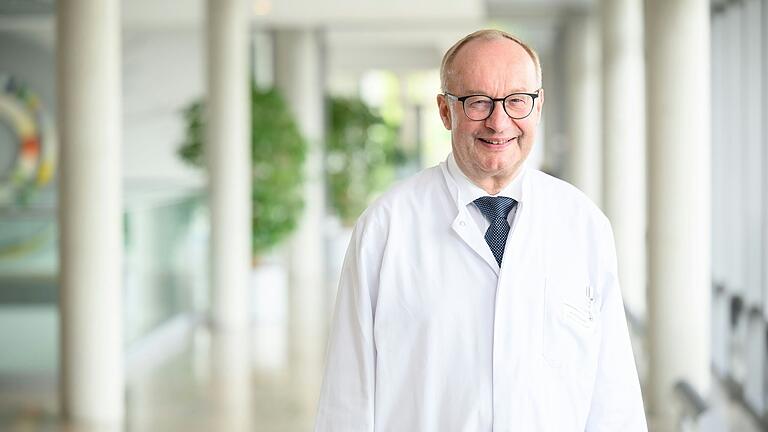 Der renommierte Krebsforscher Prof. Hermann Einsele von der Uniklinik Würzburg ist Sprecher des Nationalen Tumorzentrums WERA, für das der Standort Würzburg führend ist.