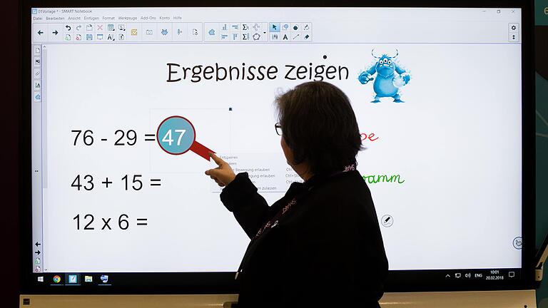 Knapp 100 000 Lehrerkräfte gibt es in Bayern. Zu wenig für die rund 1,6 Millionen bayerischer Schülerinnen und Schüler. Insbesondere an&nbsp; Grund- und Mittelschulen fehlen Lehrer.&nbsp;