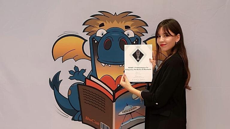 Beim Buchpreis 'Goldener Stephan' der BuchCon belegte Angelina beim Fanvoting den vierten Platz. Beim Buchpreis 'Goldener Stephan' der BuchCon belegte Angelina beim Fanvoting den vierten Platz.