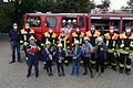 Zehn Ferienspaßkinder besuchten die Verantwortlichen der Freiwilligen Feuerwehr Brebersdorf. Der zuständige Kreisbrandmeister Roland Beyfuß (links) fand die Aktion vorbildlich.