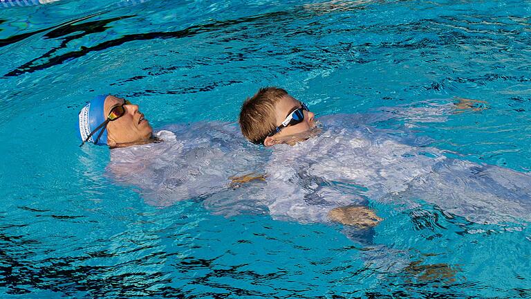 Retten will geübt sein: Training bei der Frammersbacher Wasserwacht.