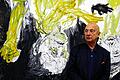 Provokateur und großer Künstler: Maler und Bildhauer Georg Baselitz vor seinem Bild &bdquo;The bridge goes supper&ldquo; (2006) im Dresdner Albertinum.