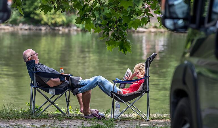 Sich mit dem Wohnmobil irgendwo hinstellen, Landschaft und Ruhe genießen: Diese Form des Reisens ist in den vergangenen Jahren immer beliebter geworden.