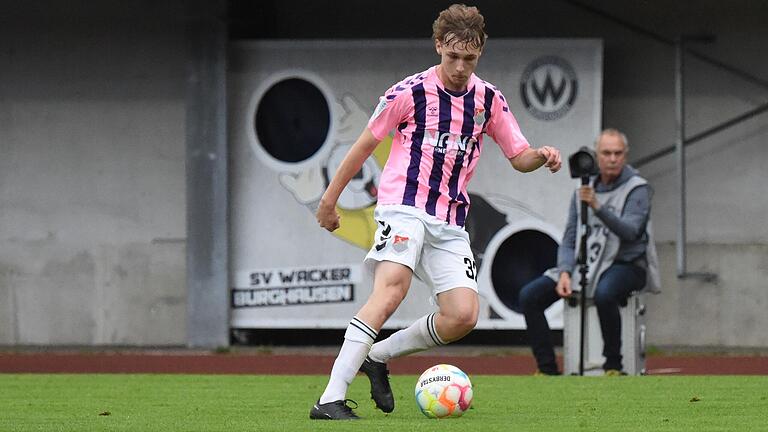 Neuzugang Maximilian Stahl (im Bild) spielte beim TSV Aubstadt auf Anhieb eine wichtige Rolle, ehe ihn ein Muskelbündelriss ausbremste.