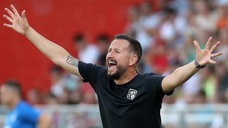 Ex-Trainer Markus Zschiesche steht bei den Würzburger Kickers ab sofort nicht mehr auf der Gehaltsliste. Ex-Trainer Markus Zschiesche steht bei den Würzburger Kickers ab sofort nicht mehr auf der Gehaltsliste.
