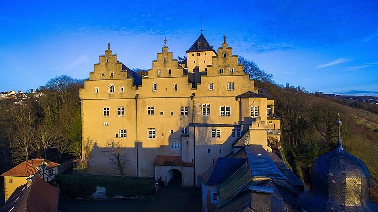 Schloss Mainberg kann am Tag des offenen Denkmals am Sonntag, 12. September, digital besucht werden. Der Förderverein begibt sich mit den Besuchern um 13 Uhr auf einen virtuellen Rundgang.&nbsp;