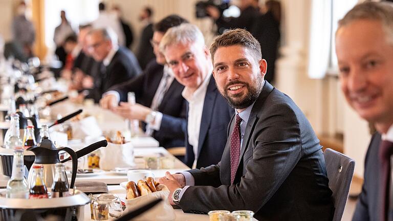 Siegfried Walch       -  Siegfried Walch (CSU), Landrat vom Landkreis Traunstein, zieht in den Bundestag ein. (Archivbild)