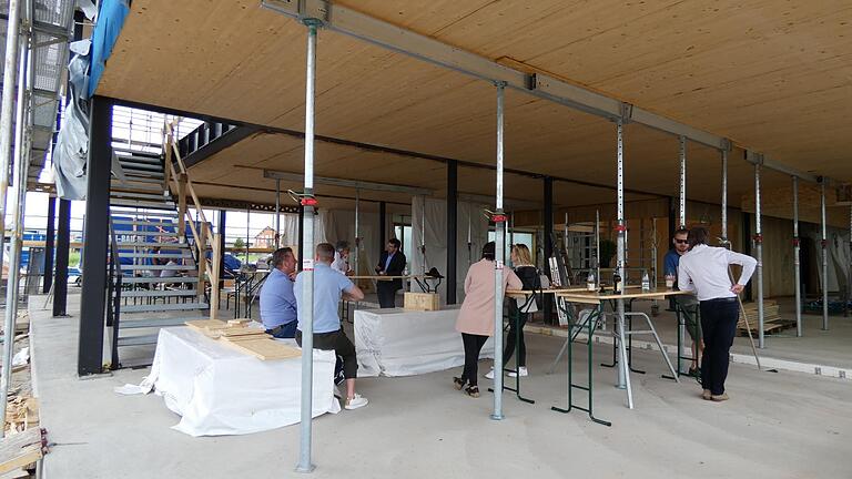 Auf den Rohstoff Holz setzt Baur Consult beim Neubau seines Bürogebäudes.