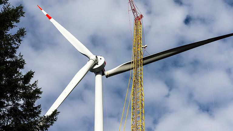 Die Windkraft soll auch in der Region Main-Rhön ausgebaut werden. Darüber, wie die dazu benötigten Flächen ausgewiesen werden können, beriet jetzt der Planungsausschuss des Regionalen Planungsverbandes.&nbsp;