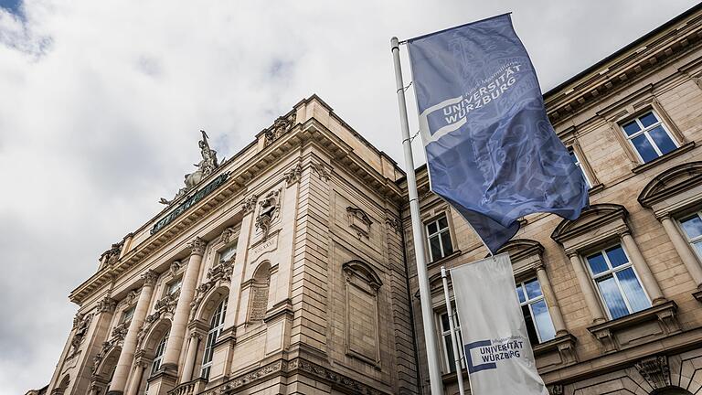 Die Julius-Maximilians-Universität kooperiert mit mehreren Unis im Ausland. Internationale Krisen sind deshalb auch in Würzburg Thema. Die Julius-Maximilians-Universität kooperiert mit mehreren Unis im Ausland. Internationale Krisen sind deshalb auch in Würzburg Thema.
