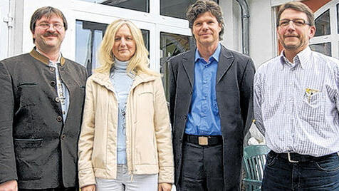 Verkäufer und Käufer des Salinenblicks in Bad Kissingen: Rainer Stein, Betreiberin Inge Lamatsch-Demling, Peter Holzheimer und Rainer Ernst (von links).