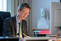 Schweinfurts Oberbürgermeister Sebastian Remelé sieht sich nun auch von Mitarbeitenden in seiner Verwaltung starker Kritik ausgesetzt.