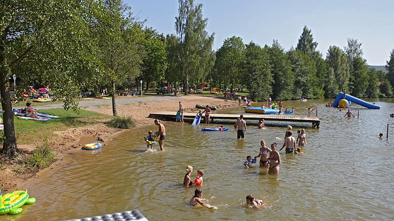  Der Badesee in Sulzfeld Der Badesee in Sulzfeld
