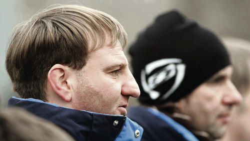 Ihre Wege trennen sich zum Saisonende: Assistenztrainer Frank Wettengel (links) agierte fünf Jahre lang an der Seite von Trainer Michael Hochrein (rechts) beim Würzburger FV. Am Rundenende verlässt Wettengel den Bayernligisten und sucht eine neue Herausforderung. Ihre Wege trennen sich zum Saisonende: Assistenztrainer Frank Wettengel (links) agierte fünf Jahre lang an der Seite von Trainer Michael Hochrein (rechts) beim Würzburger FV. Am Rundenende verlässt Wettengel den Bayernligisten und sucht eine neue Herausforderung.