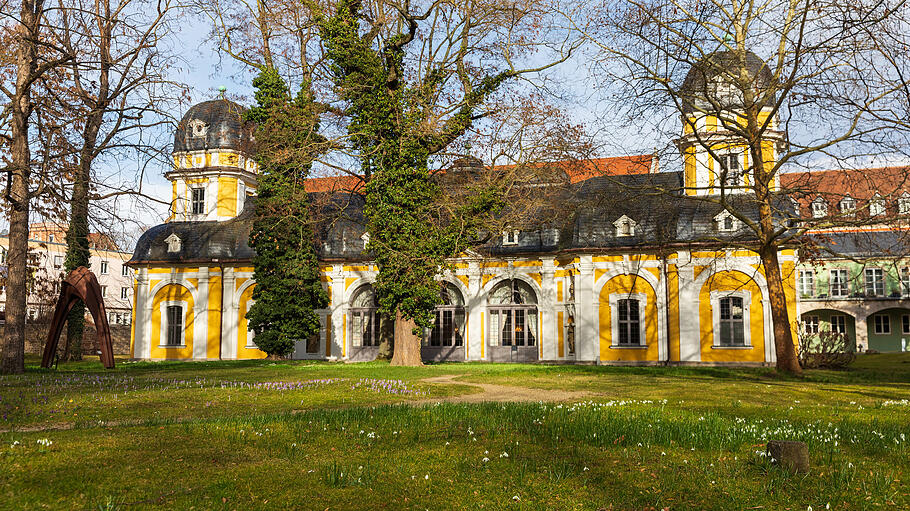 Hochzeitslocation Würzburg       -  Romantische Hochzeiten werden im Gartenpavillon im Park des Juliusspitals gefeiert.