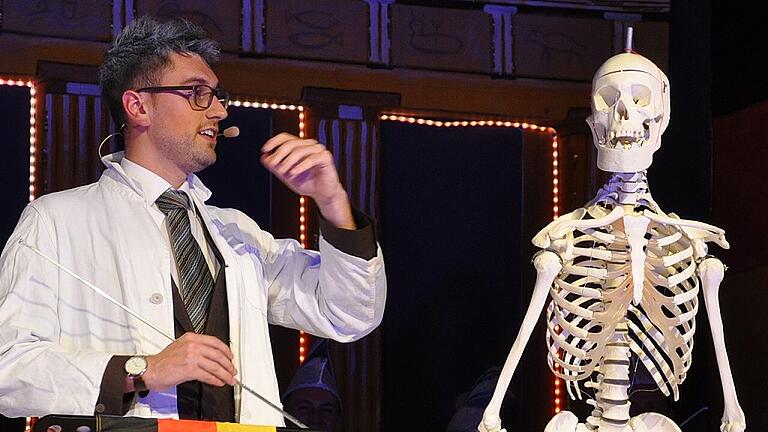 Stefan Schmitt definierte als Professor für Menschenkunde die Merkmale des „Lauertalers“ . Stefan Schmitt definierte als Professor für Menschenkunde die Merkmale des „Lauertalers“ .