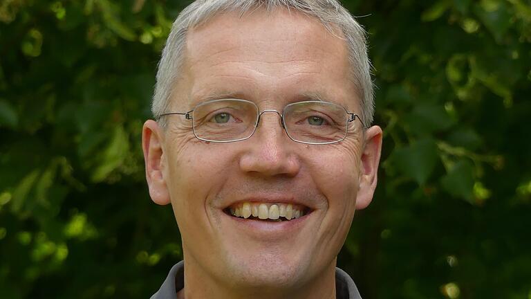Professor Ingolf Steffan-Dewenter, Leiter des Lehrstuhls für Tierökologie an der Universität Würzburg. Professor Ingolf Steffan-Dewenter, Leiter des Lehrstuhls für Tierökologie an der Universität Würzburg.