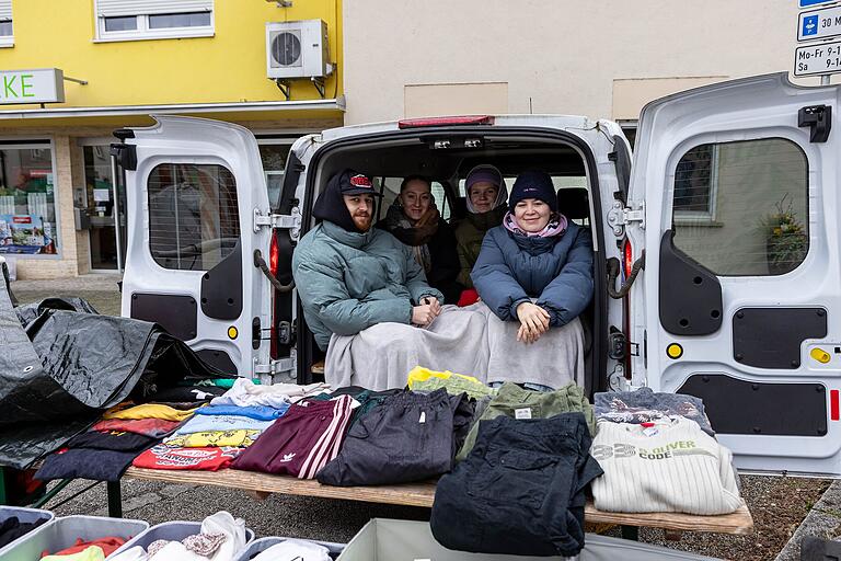 Am 13. April können auch Trödelfans auf die Pirsch nach Schnäppchen auf dem Flohmarkt in Gerolzhofen gehen. Am 13. April können auch Trödelfans auf die Pirsch nach Schnäppchen auf dem Flohmarkt in Gerolzhofen gehen. 