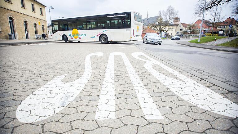 Symbolbild Bus