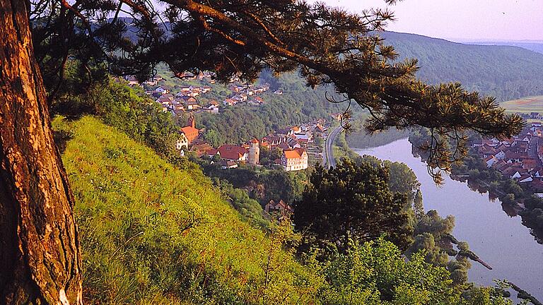 Der Blick auf Homburg. Das Winzerdorf kann im Markt Triefenstein mit Wandern und Wein punkten. Der Blick auf Homburg. Das Winzerdorf kann im Markt Triefenstein mit Wandern und Wein punkten.