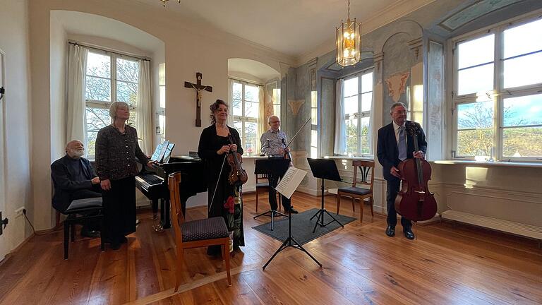 Das K. und K. Klavierquartett Bad Königshofen. Das K. und K. Klavierquartett Bad Königshofen.