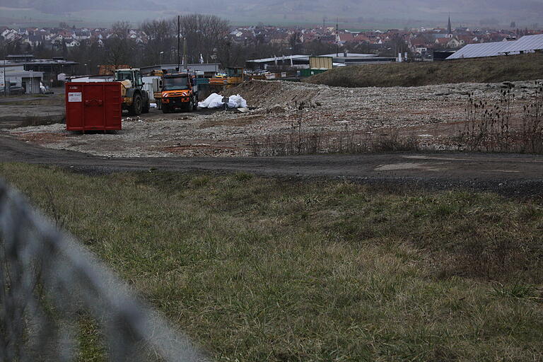 Blick auf die Kreismülldeponie in Karlstadt. Blick auf die Kreismülldeponie in Karlstadt.