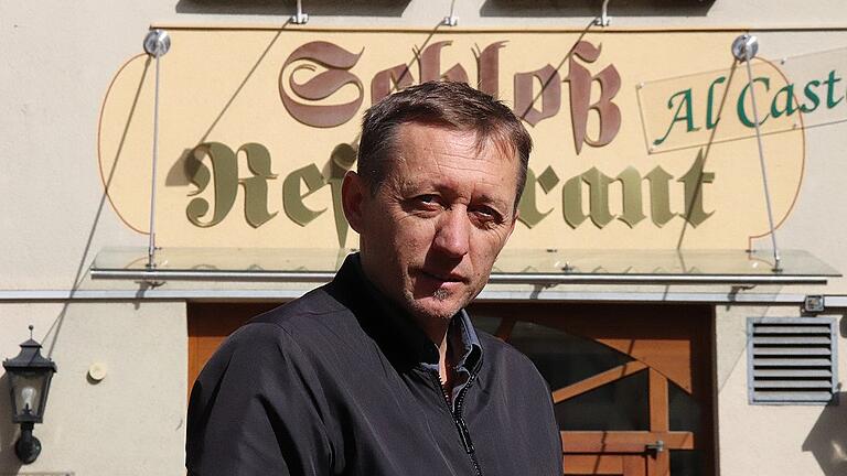 Der neue Pächter Ivan &Scaron;imac wird im Schlossrestaurant Lohr ab Oktober mediterrane Küche anbieten. Foto Roland Pleier