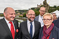 Besuch von Kanzlerkandidat Martin Schulz SPD in Würzburg. Er geht von der Buchhandlung Knodt über die Eichhornstraße, Marktplatz bis zur Alten Mainbrücke.