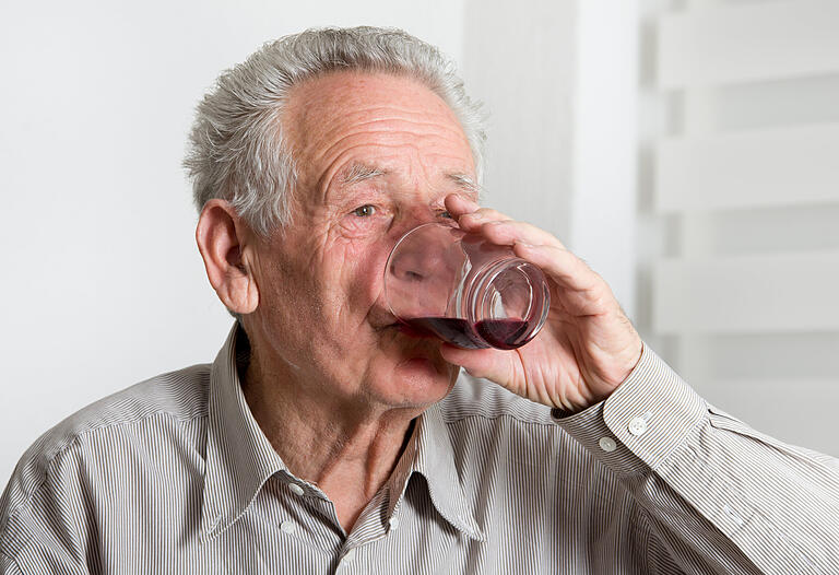 Wie viel Wein oder Bier darf man trinken? Ab wann wird Genuss zur Sucht?
